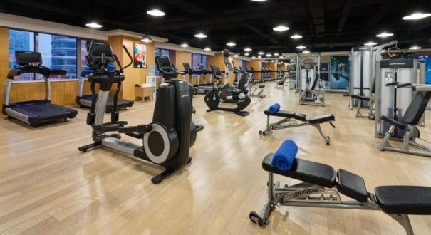 سالن بدنسازی هتل کراون پلازا نوا اسکوار سالن بدنسازی هتل کراون پلازا نوا اسکوار