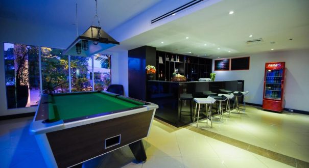 بیلیارد در هتل سلکشن پاتایا بیلیارد در هتل سلکشن پاتایا