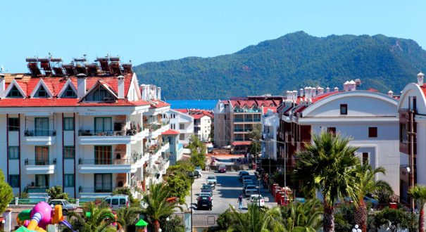 زمین بازی کودکان هتل کلاب پینتا زمین بازی کودکان هتل کلاب پینتا