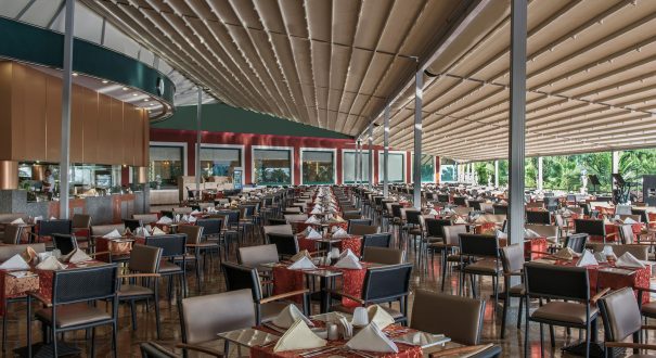 cofe کافی شاپ در هتل دلفین بی ای گرند ریزورت