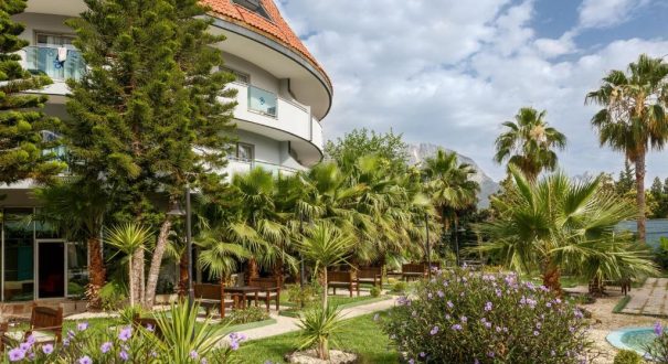 باغ هتل ددمان کمر ریزورت باغ هتل ددمان کمر ریزورت