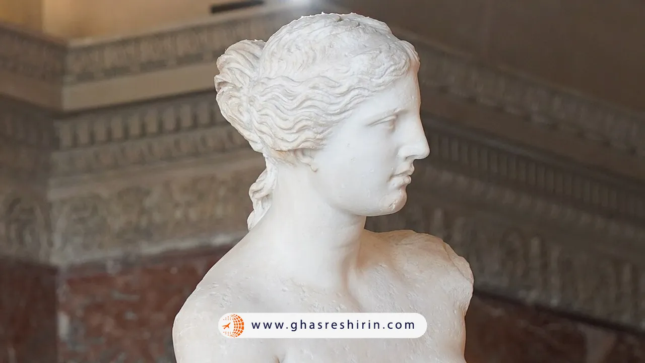 مجسمه های معروف موزه لوور