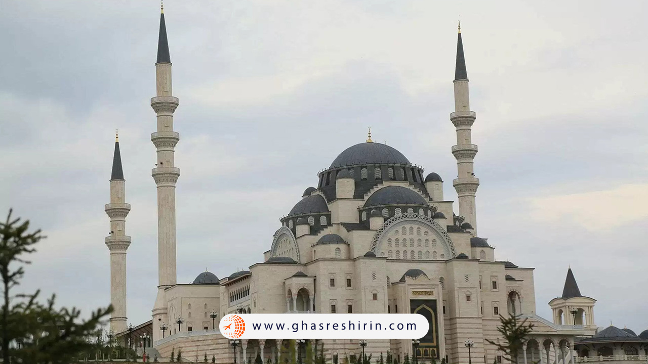 مسجد کوجاتپه (Kocatepe Mosque)