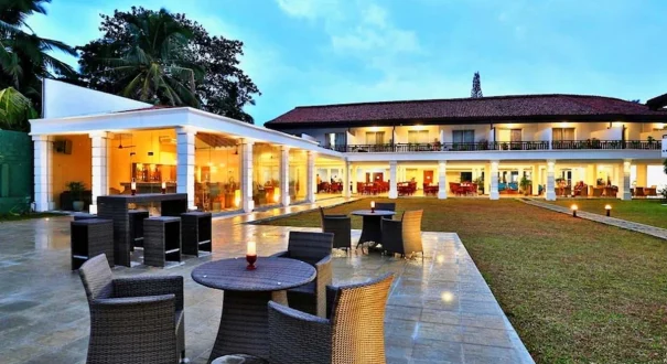هتل هیبیسکاس بیچ بنتوتا (Hibiscus Beach Hotel) هتل هیبیسکاس بیچ بنتوتا (Hibiscus Beach Hotel)