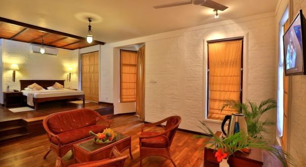هتل هیبیسکاس بیچ بنتوتا (Hibiscus Beach Hotel) هتل هیبیسکاس بیچ بنتوتا (Hibiscus Beach Hotel)