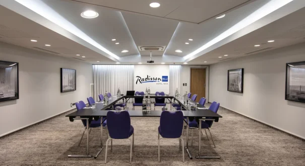 هتل رادیسون بلو نیس (Radisson Blu Hotel Nice) هتل رادیسون بلو نیس (Radisson Blu Hotel Nice)