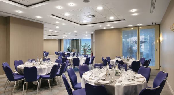 هتل رادیسون بلو نیس (Radisson Blu Hotel Nice) هتل رادیسون بلو نیس (Radisson Blu Hotel Nice)