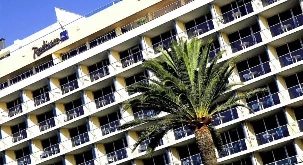 هتل رادیسون بلو نیس (Radisson Blu Hotel Nice) هتل رادیسون بلو نیس (Radisson Blu Hotel Nice)