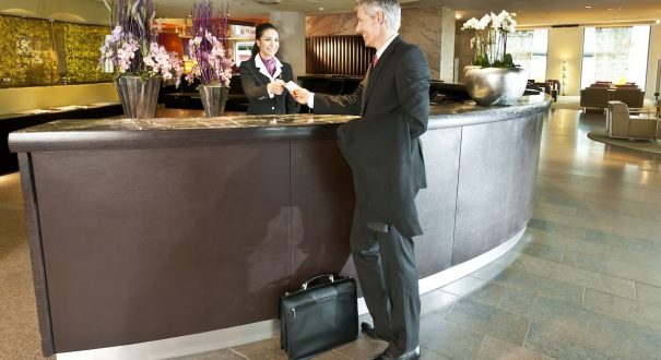 هتل دورینت ام هومارکت کلن (Dorint Hotel am Heumarkt) هتل دورینت ام هومارکت کلن (Dorint Hotel am Heumarkt)