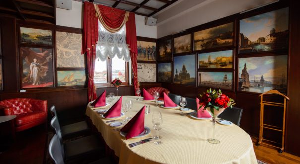 هتل آمباسادور سنت پترزبورگ (Ambassador Hotel)