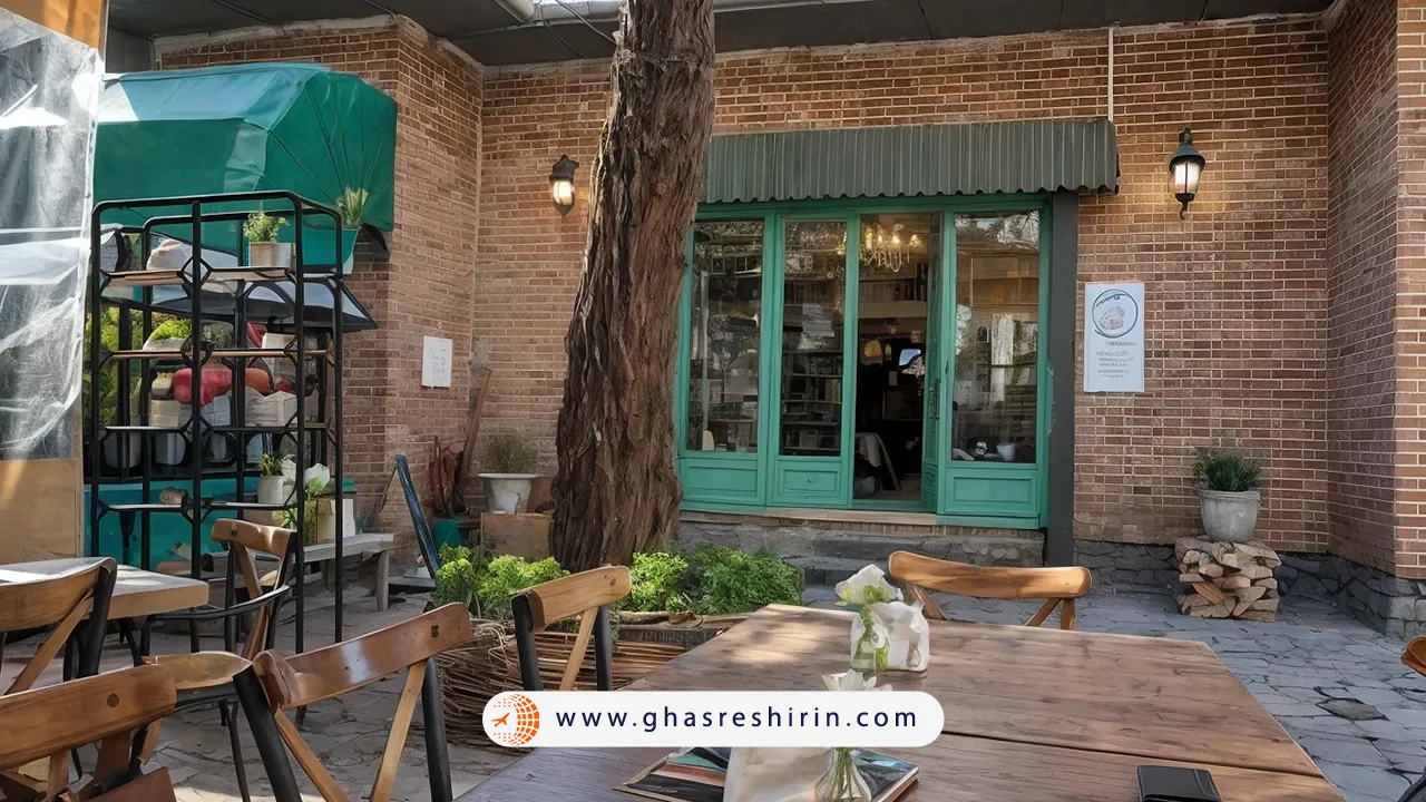 کافه-عمارت-روشنان