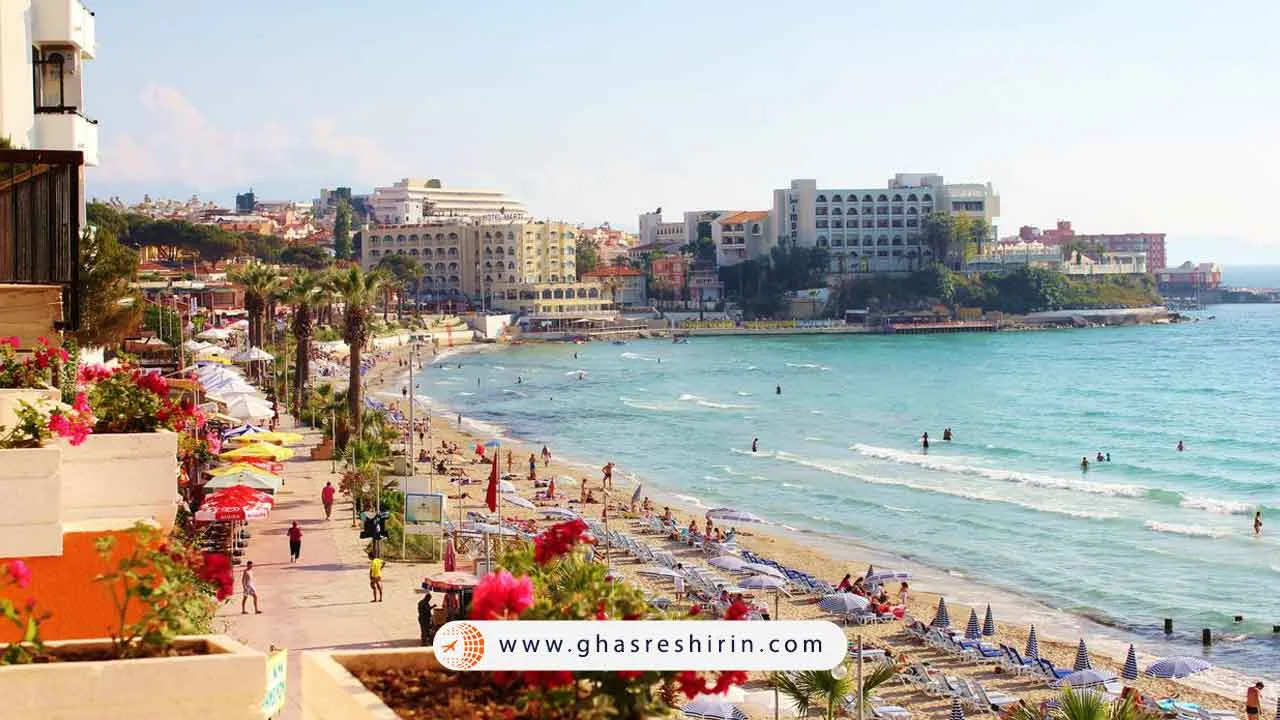 مکانی عالی برای آبتنی، آفتاب گیری و ریلکس کردن