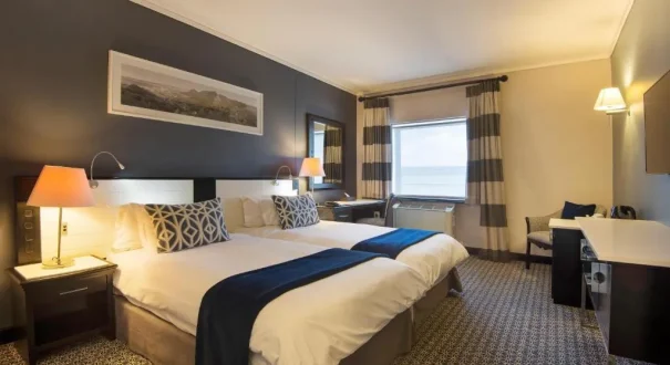 هتل کومودور کیپ تاون (The Commodore Hotel) هتل کومودور کیپ تاون (The Commodore Hotel)