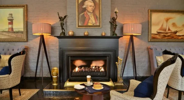 هتل کومودور کیپ تاون (The Commodore Hotel) هتل کومودور کیپ تاون (The Commodore Hotel)