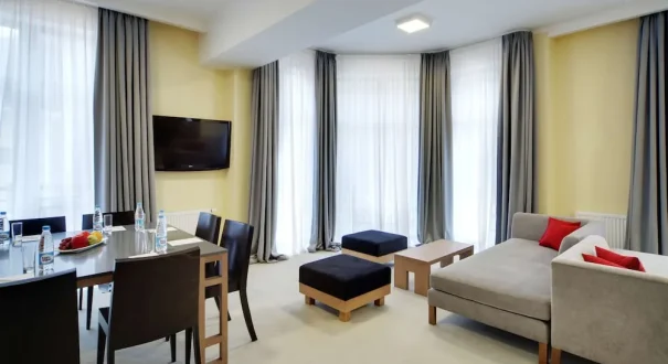 هتل گلدن تولیپ رزا خوتور (Golden Tulip Rosa Khutor Hotel) هتل گلدن تولیپ رزا خوتور (Golden Tulip Rosa Khutor Hotel)