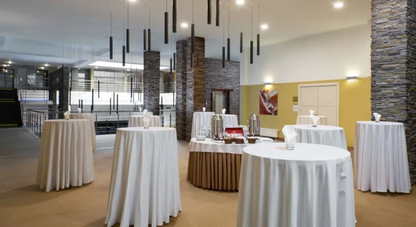 هتل گلدن تولیپ رزا خوتور (Golden Tulip Rosa Khutor Hotel) هتل گلدن تولیپ رزا خوتور (Golden Tulip Rosa Khutor Hotel)