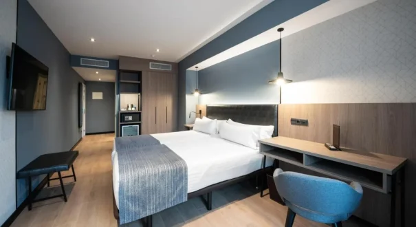 هتل کاتالونیا آتناس (Catalonia Atenas) هتل کاتالونیا آتناس (Catalonia Atenas)