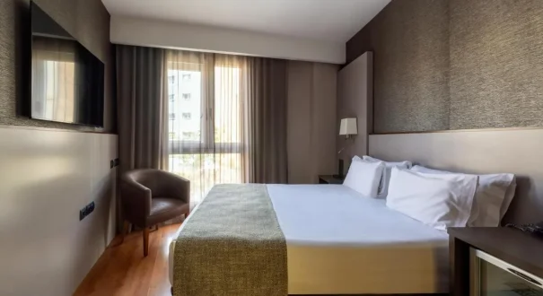 هتل کاتالونیا آتناس (Catalonia Atenas) هتل کاتالونیا آتناس (Catalonia Atenas)