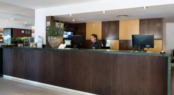 هتل کاتالونیا آتناس (Catalonia Atenas) هتل کاتالونیا آتناس (Catalonia Atenas)