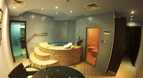 هتل گرند رگال دوحه (Grand Regal Hotel) هتل گرند رگال دوحه (Grand Regal Hotel)