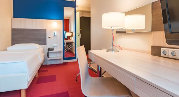 هتل پارک این بای رادیسون پولکووسکایا (Park Inn by Radisson Pulkovskaya) هتل پارک این بای رادیسون پولکووسکایا (Park Inn by Radisson Pulkovskaya)