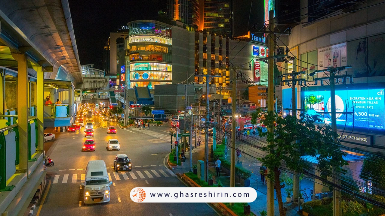 خیابان-سیلوم-بانکوک