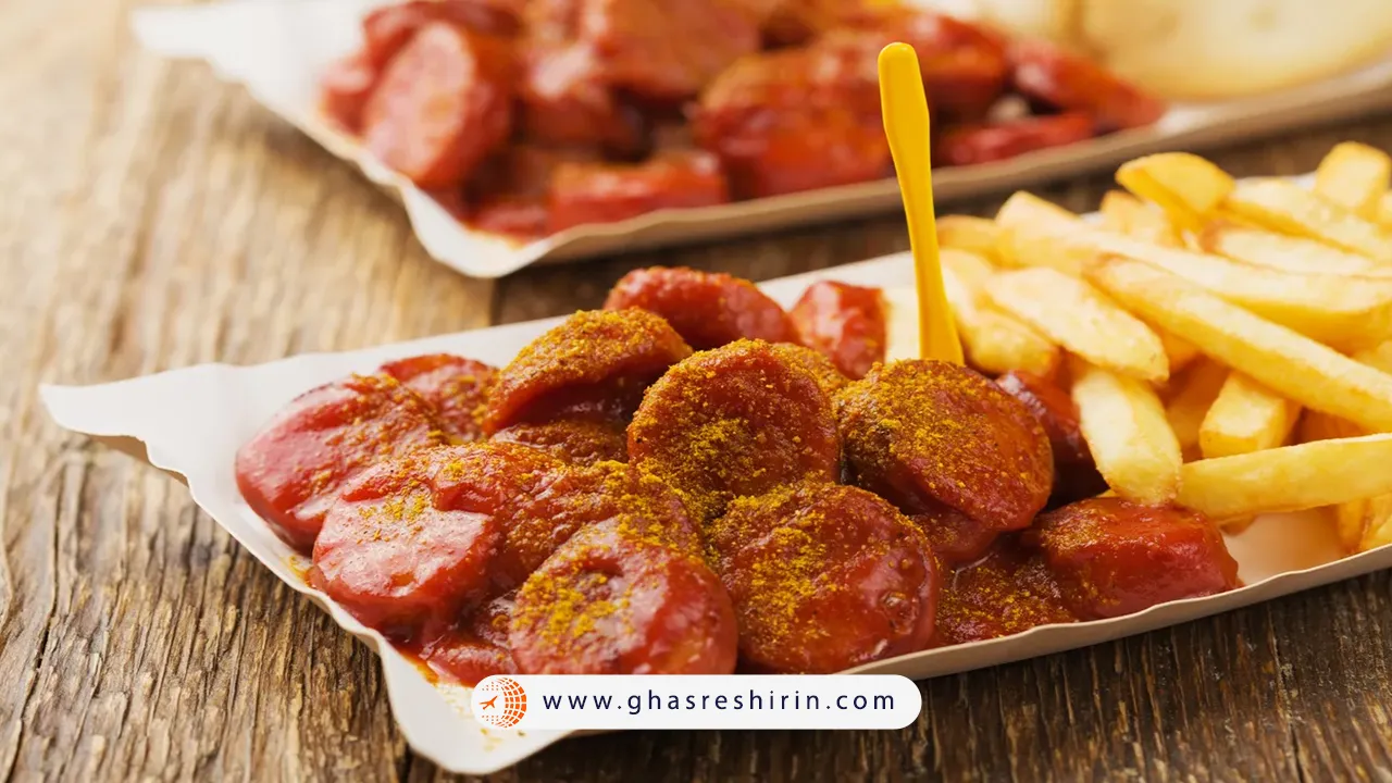 غذای-سوسیس-کاری