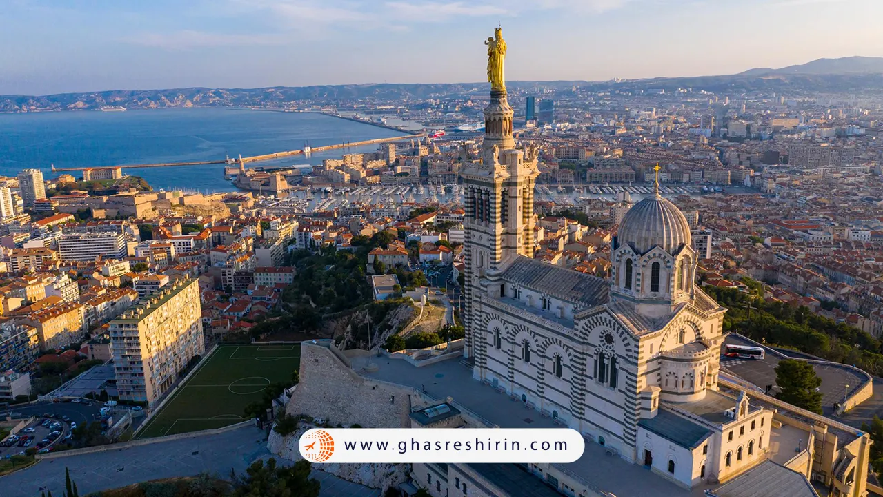 کلیسای-جامع-نوتردام-دولاگارد