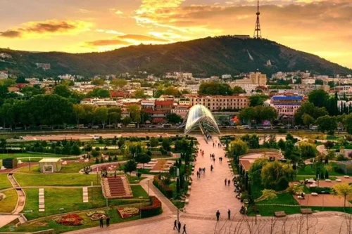 تورهای تفلیس ویژه آذر (5 شب و 6 روز) تورهای تفلیس ویژه آذر (5 شب و 6 روز)