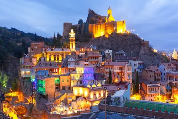 تور تفلیس ویژه زمستان