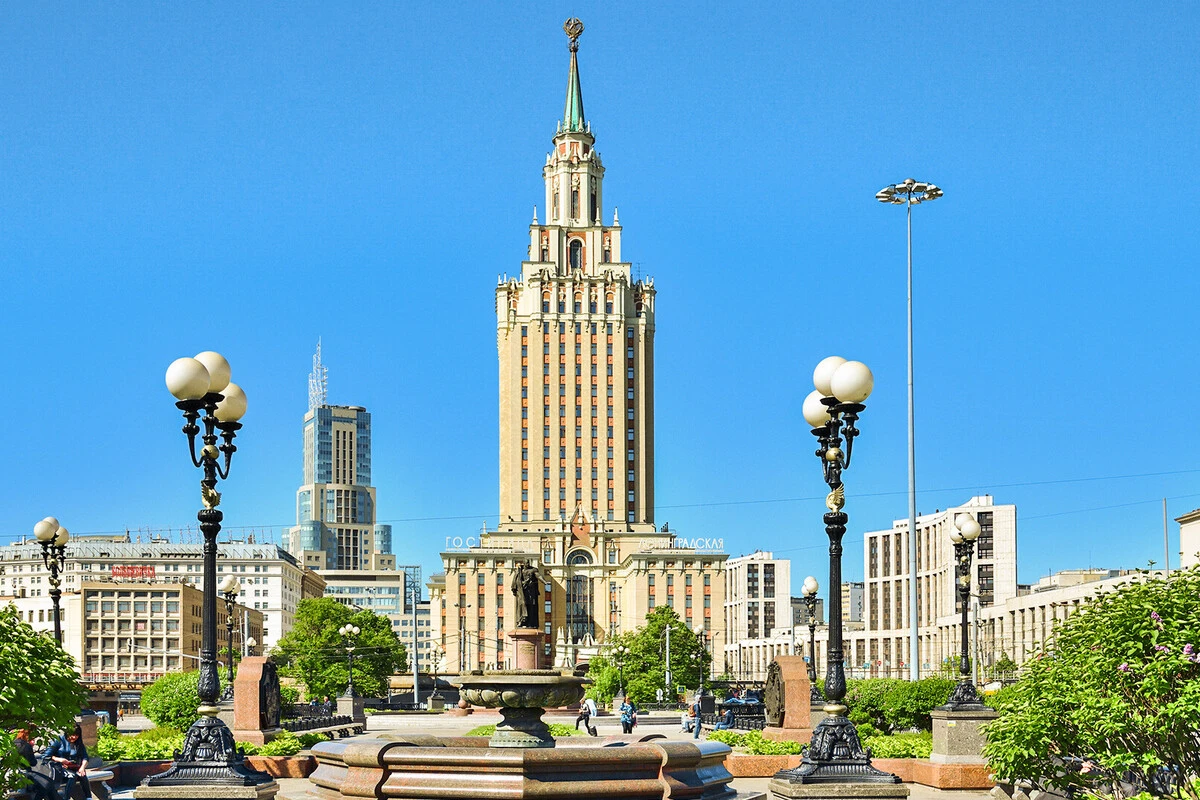 هتل هیلتون مسکو روسیه (Hilton Hotel Moscow) هتل هیلتون مسکو روسیه (Hilton Hotel Moscow)