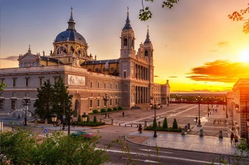 تور اسپانیا – سوئیس – ایتالیا 27 اسفند (ویژه نوروز 1405) تور اسپانیا – سوئیس – ایتالیا 27 اسفند (ویژه نوروز 1405)