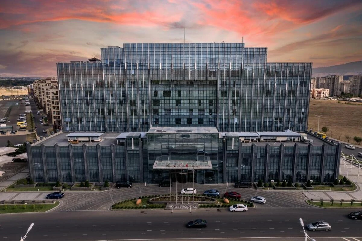 هتل پریفرنس هوالینگ تفلیس (Hotels & Preference Hualing) هتل پریفرنس هوالینگ تفلیس (Hotels & Preference Hualing)