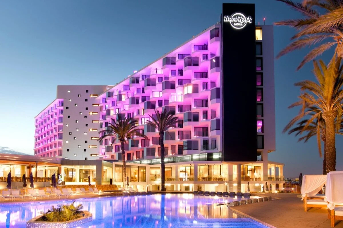 هتل هارد راک ایبیزا (Hard Rock Hotel Ibiza) هتل هارد راک ایبیزا (Hard Rock Hotel Ibiza)