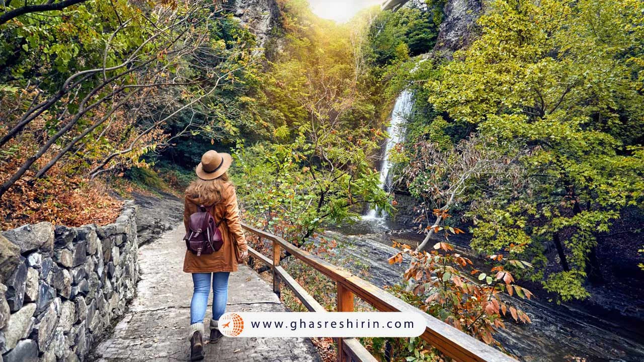 تور تفلیس پاییز 1404