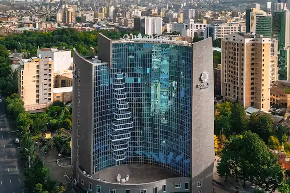 هتل دابل تری بای هیلتون سیتی سنتر ایروان (DoubleTree by Hilton Yerevan City Centre) هتل دابل تری بای هیلتون سیتی سنتر ایروان (DoubleTree by Hilton Yerevan City Centre)