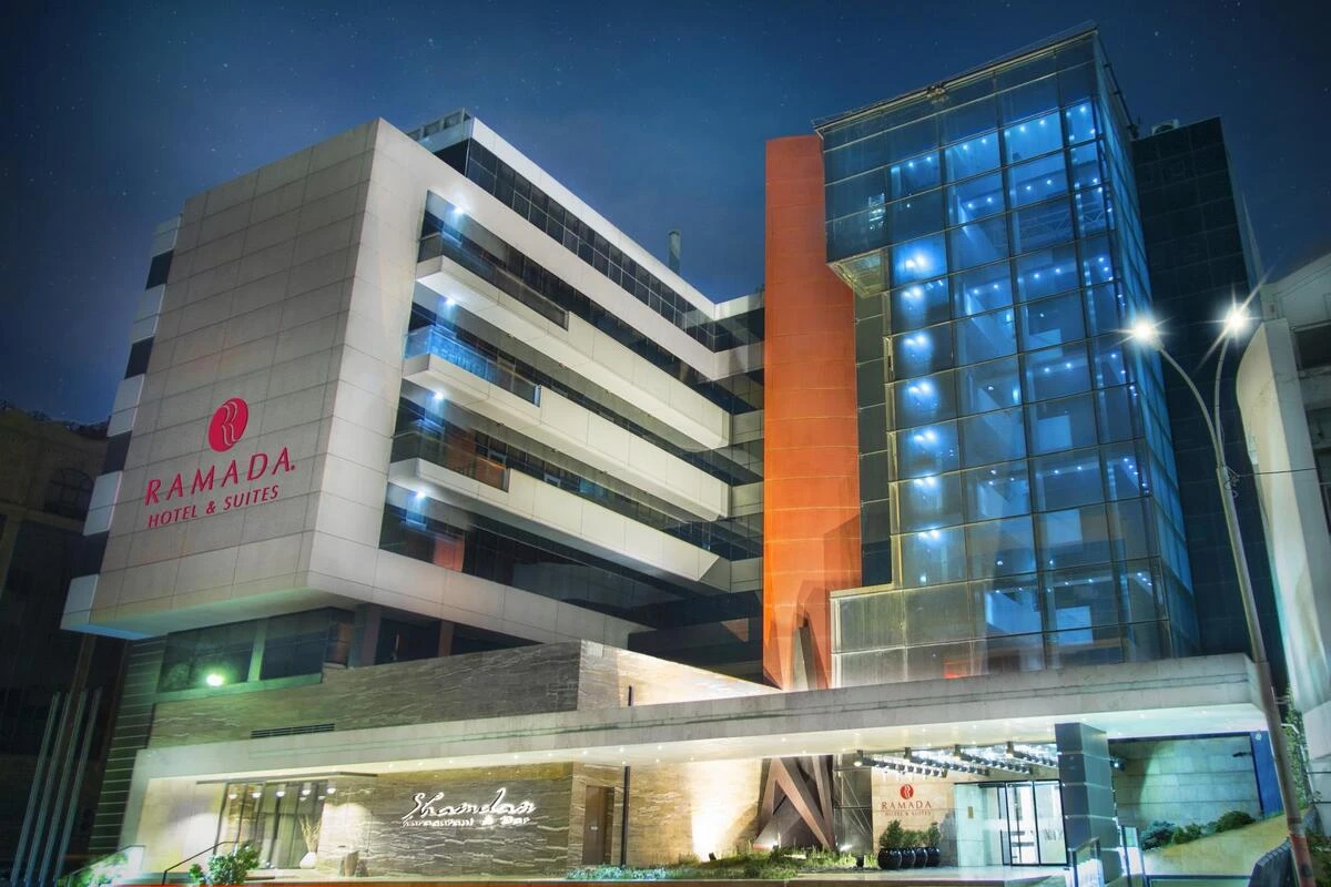 هتل رامادا باکو (Ramada Hotel Baku)